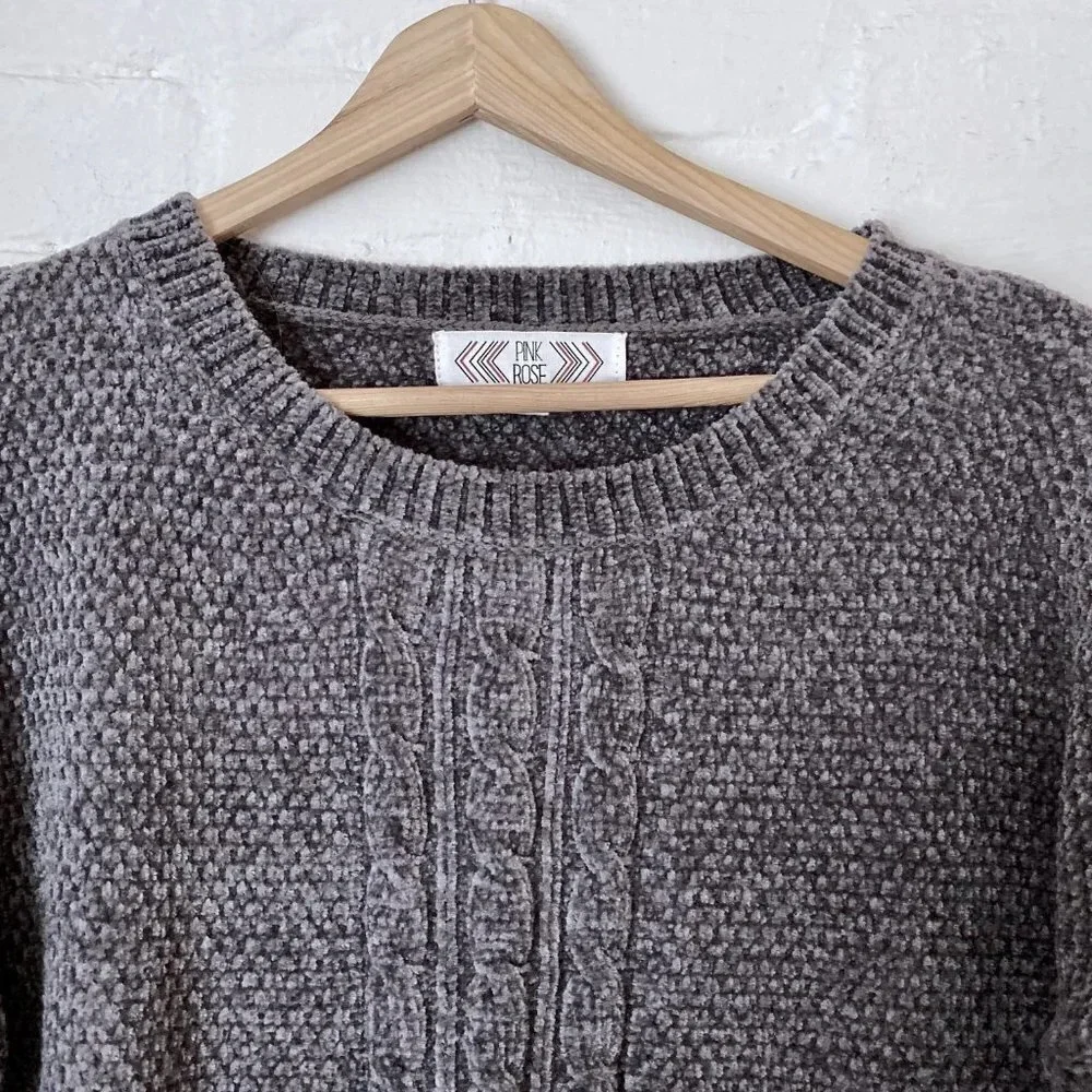 Pink Rose Gray Chenille Sweater Small